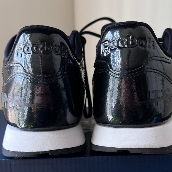 Nearly New (Only Worn Twice) Reebok It's A Man's World Women's Running Sneakers - Picture 13 of 16